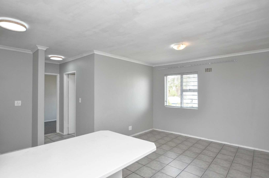 To Let 2 Bedroom Property for Rent in West Beach Western Cape